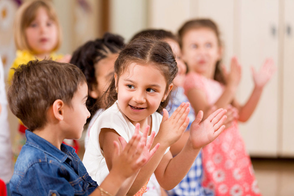 Консультация для родителей младшей группы ДОУ. Пальчиковая гимнастика как средство развития речи детей