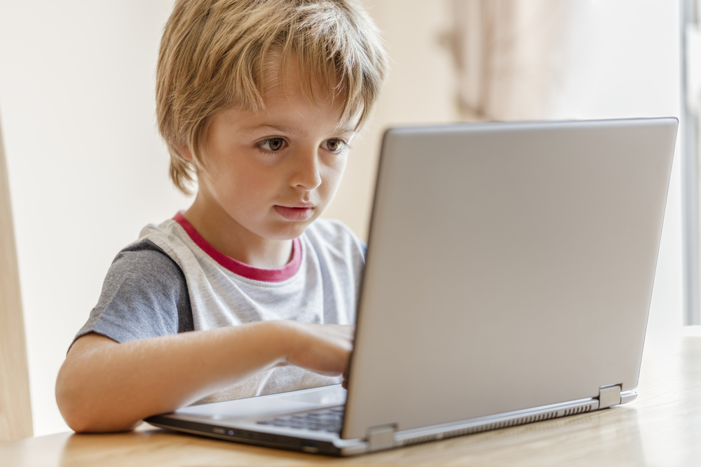 Почему дети любят компьютер